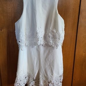 🌟 4/$20 Miami Off White Lace Romper - size xxs